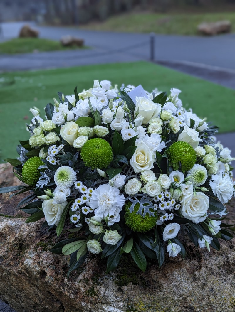 panier deuil vert blanc